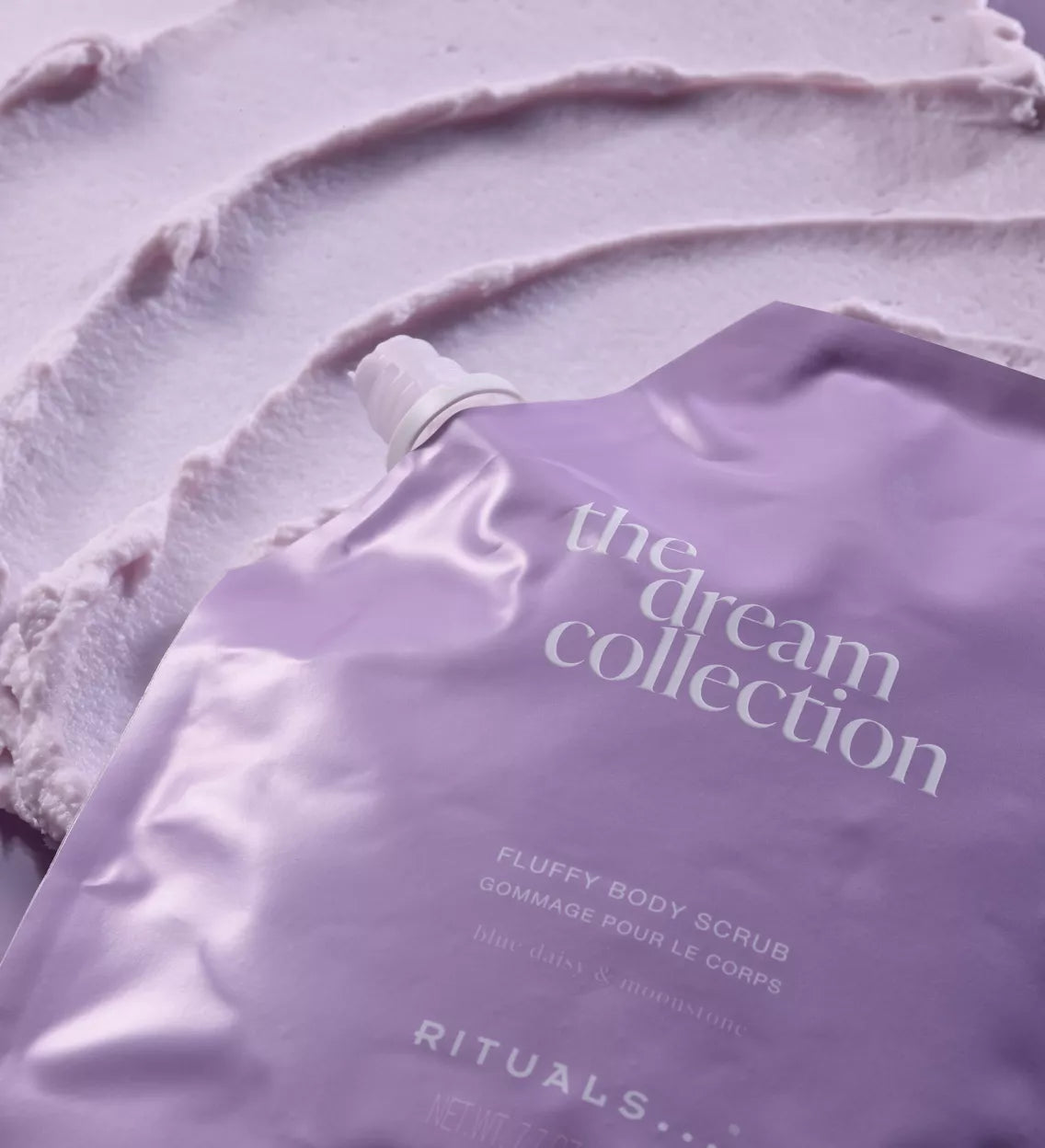 rituals gommage pour le corp the dream collection fluffy body scrub 220g